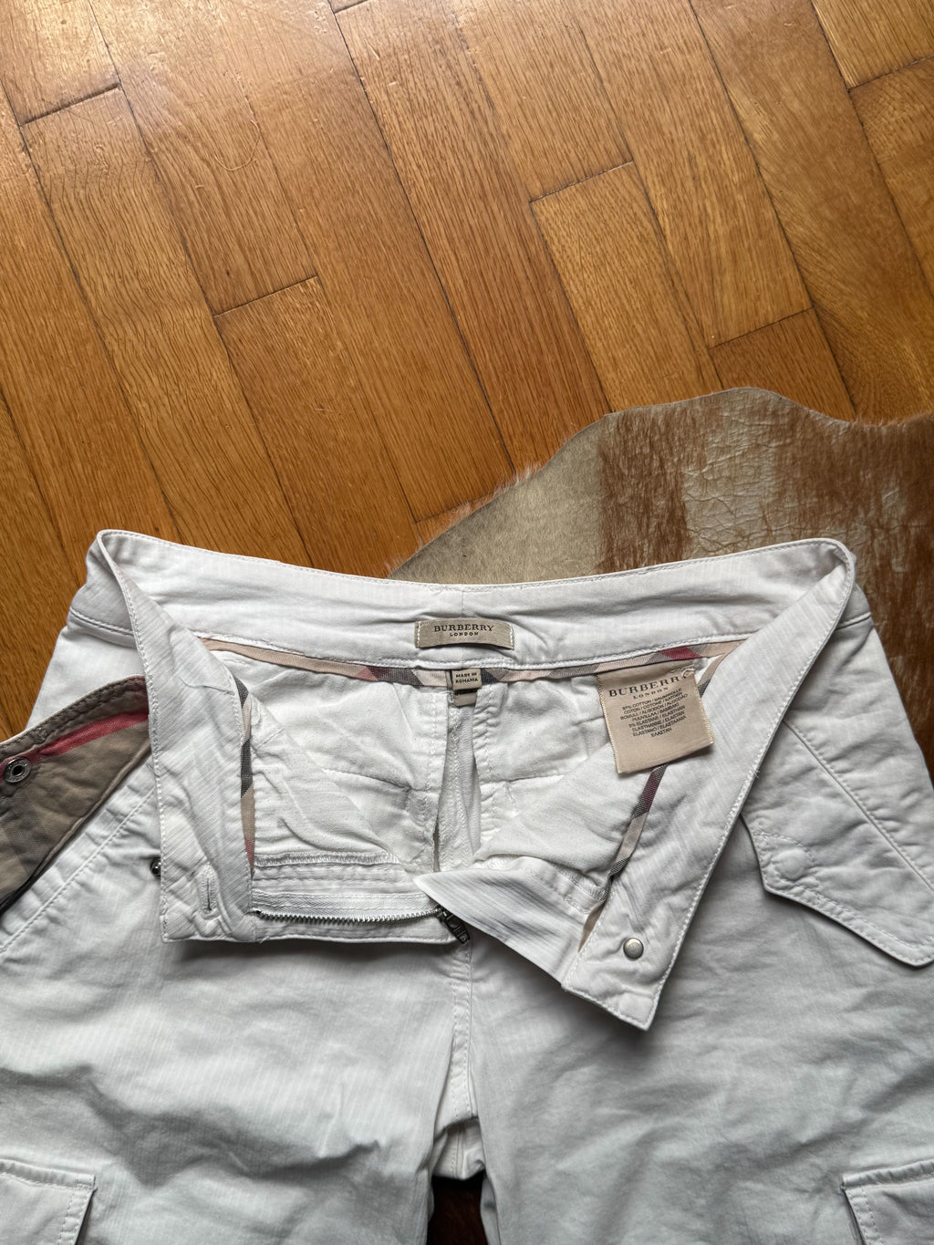 Burberry Capri Pants