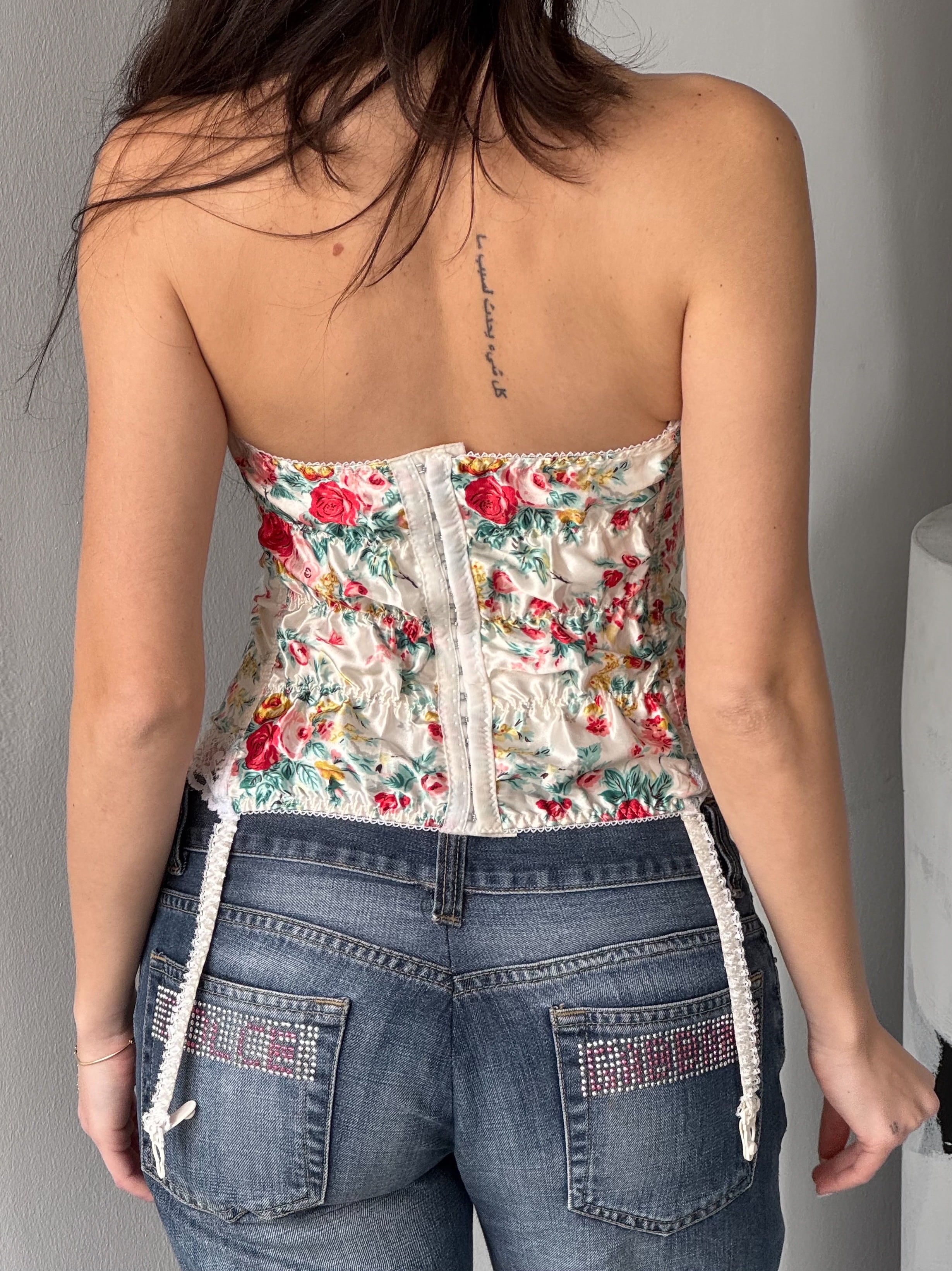 Çiçekli Saten Korse