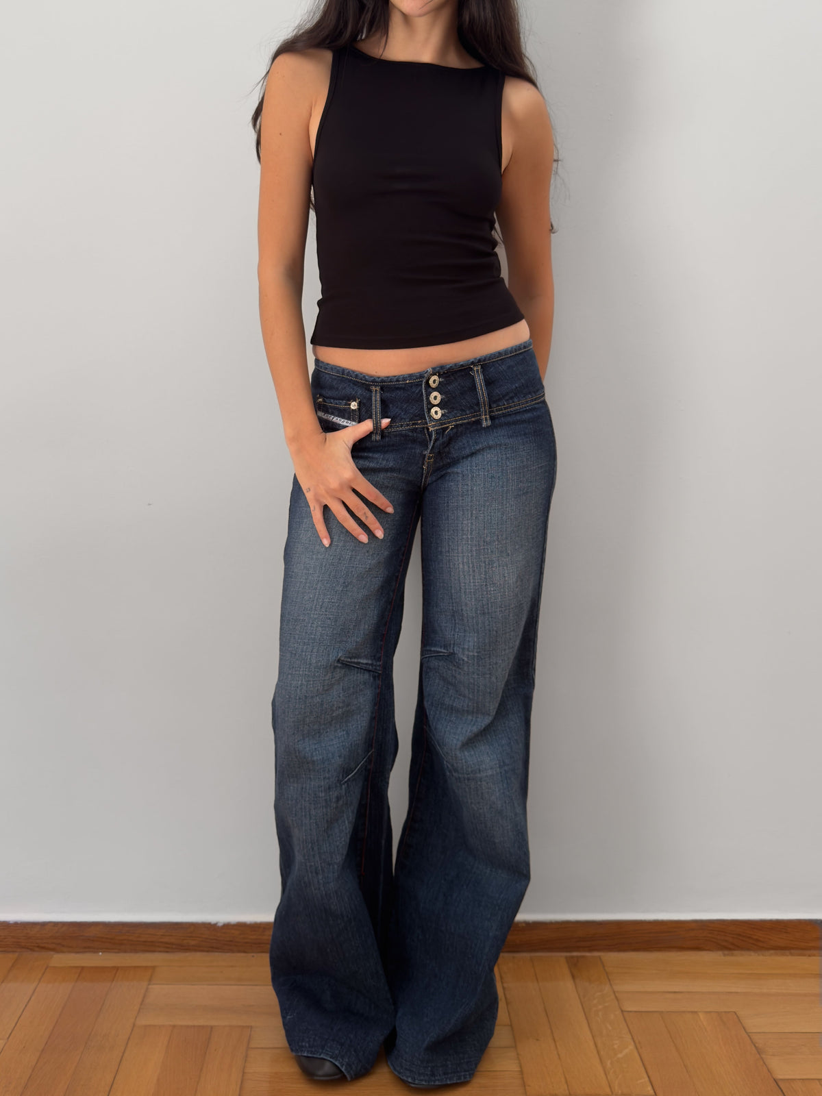 Low Rise Wide Leg Jeans