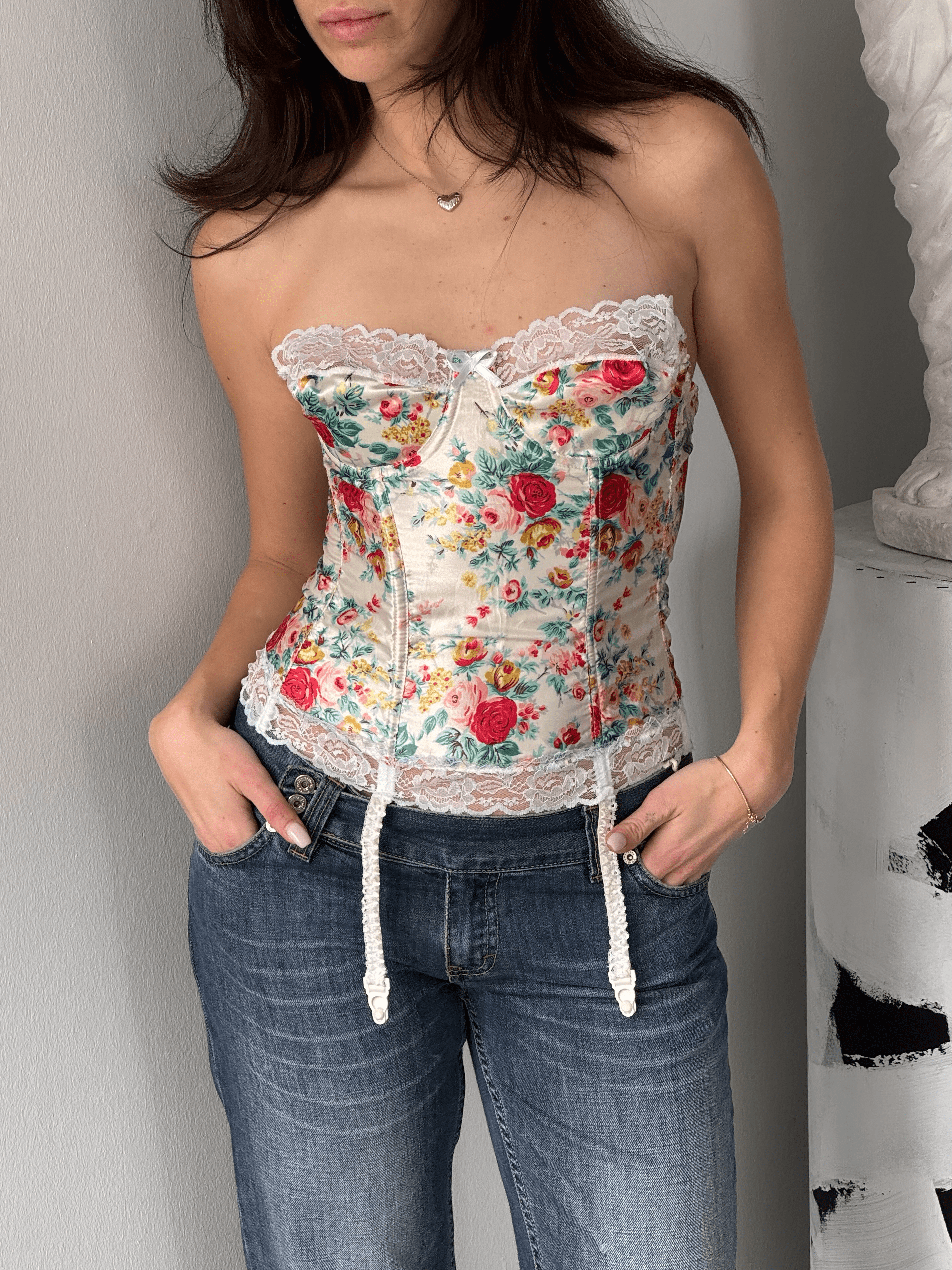 Çiçekli Saten Korse
