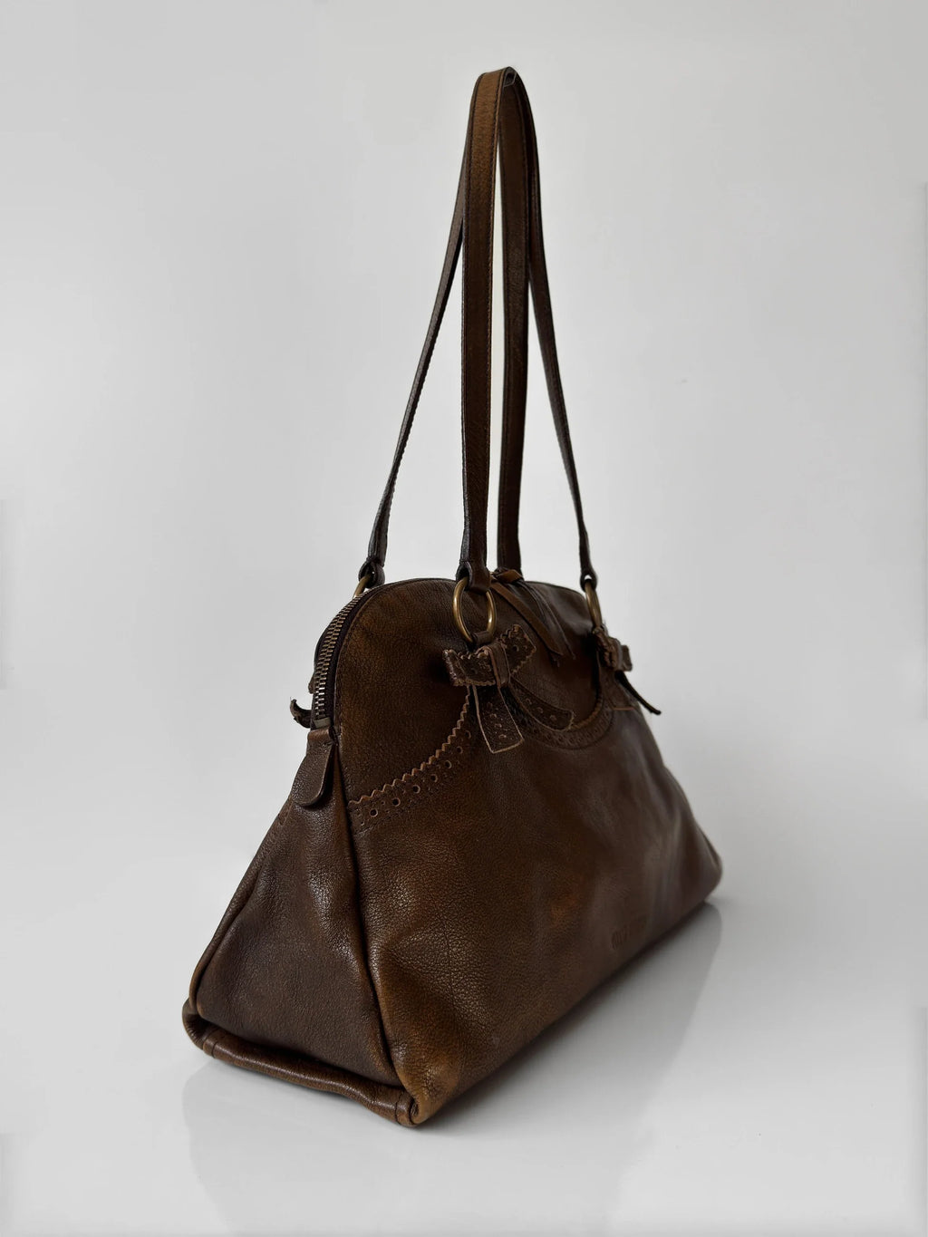 Miu Miu Bow-Detailed Distressed Leather Bag