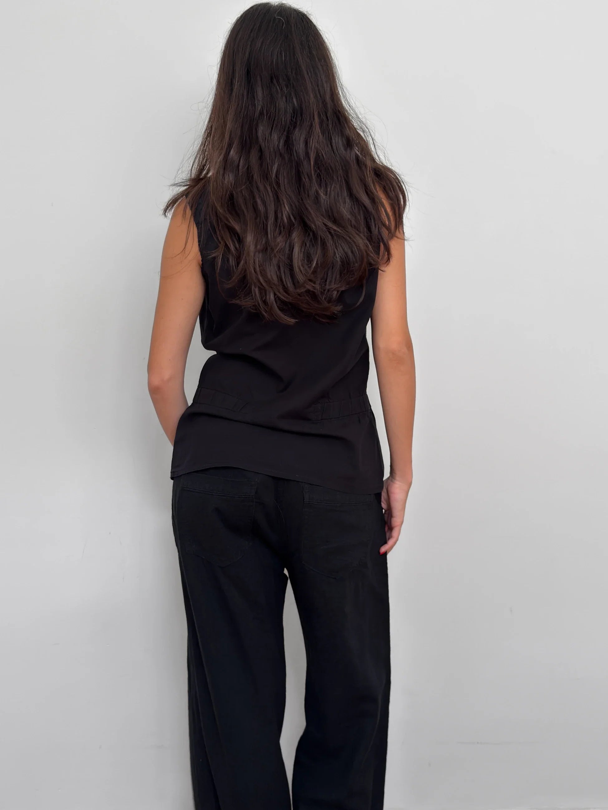 Sleeveless Black Shirt