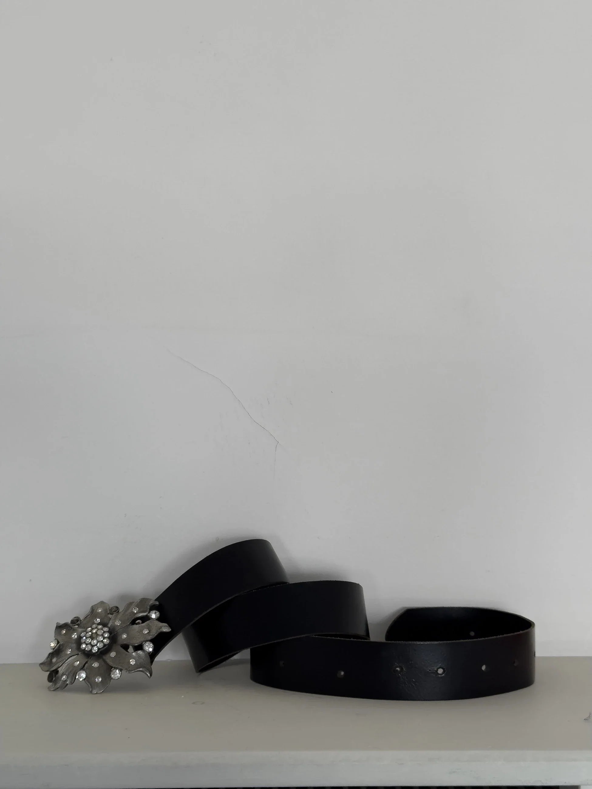 Floral-Buckle Leather Belt