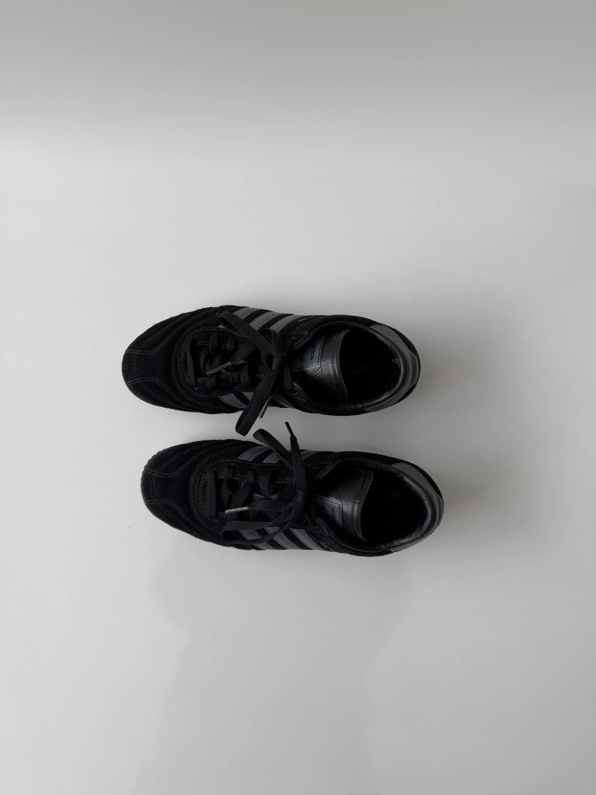 Adidas Panther Sneakers