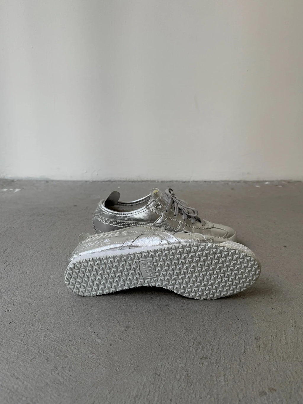 Onitsuka Tiger Mexico 66 Silver