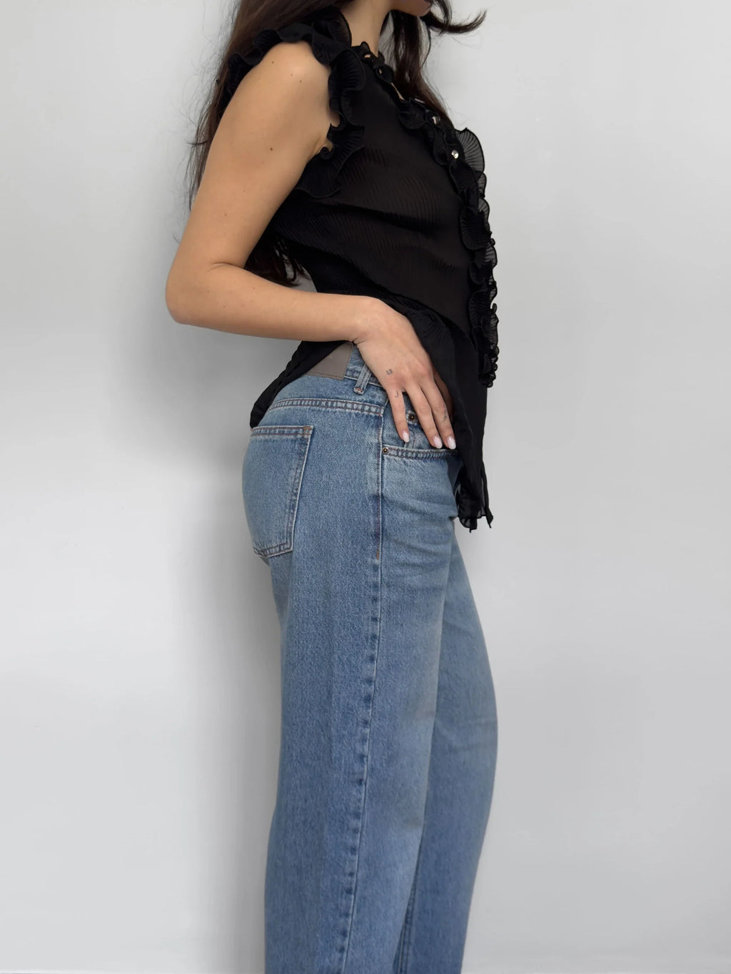 Sleeveless Chiffon Shirt