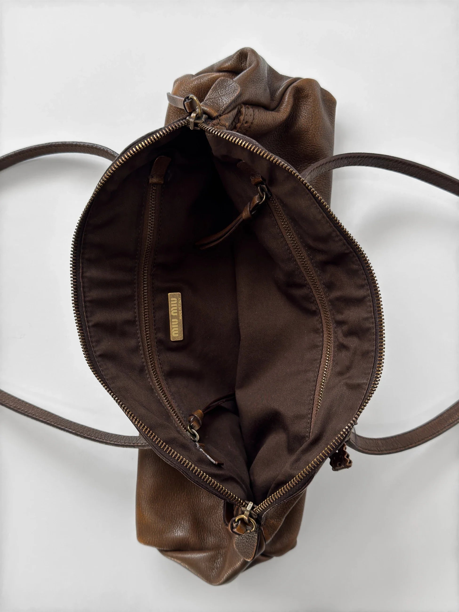 Miu Miu Bow-Detailed Distressed Leather Bag