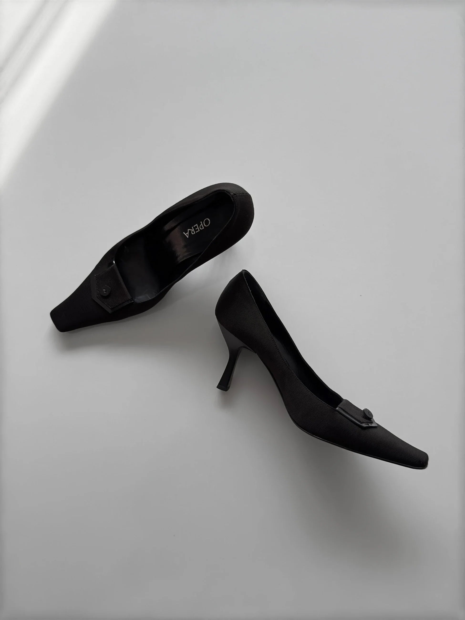 Black Heeled Shoes