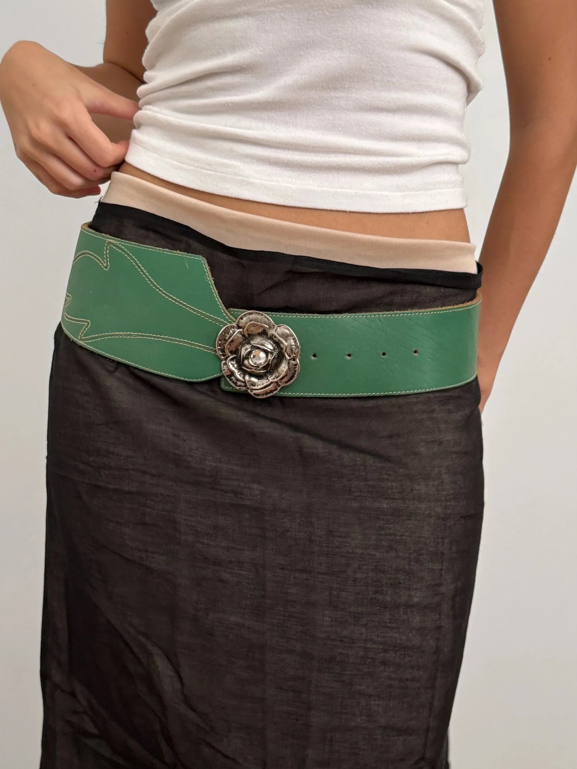 Floral-Buckle Leather Belt