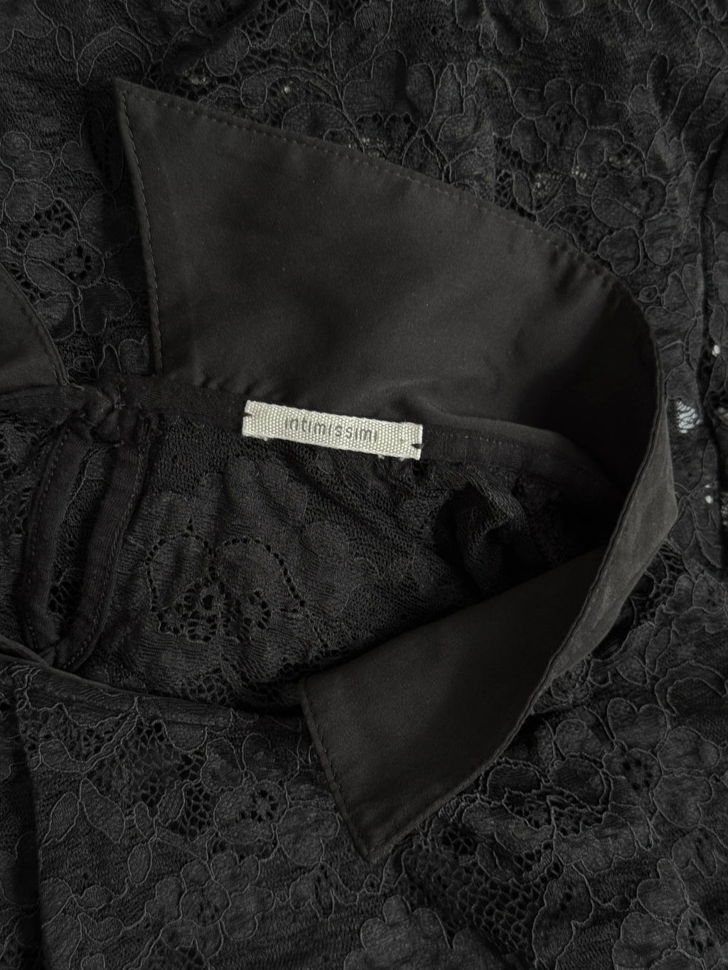 Intimissimi Lace Blouse