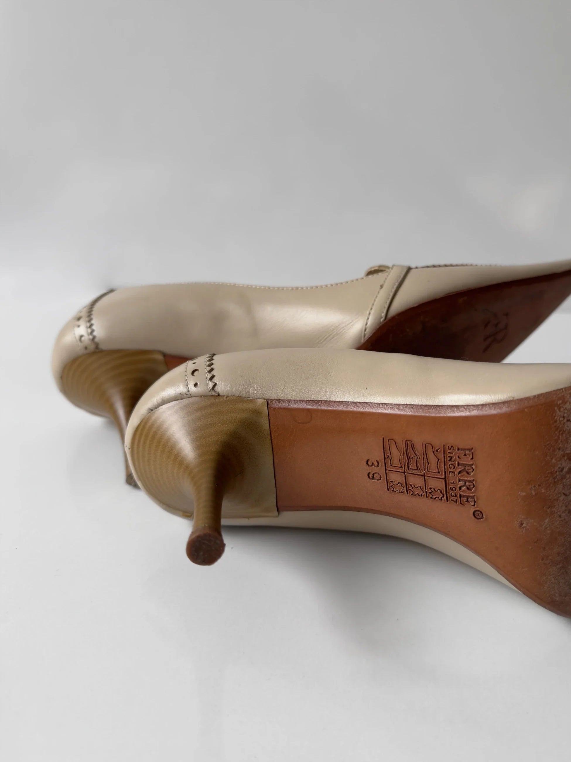 Cream Leather Heeled Shoes