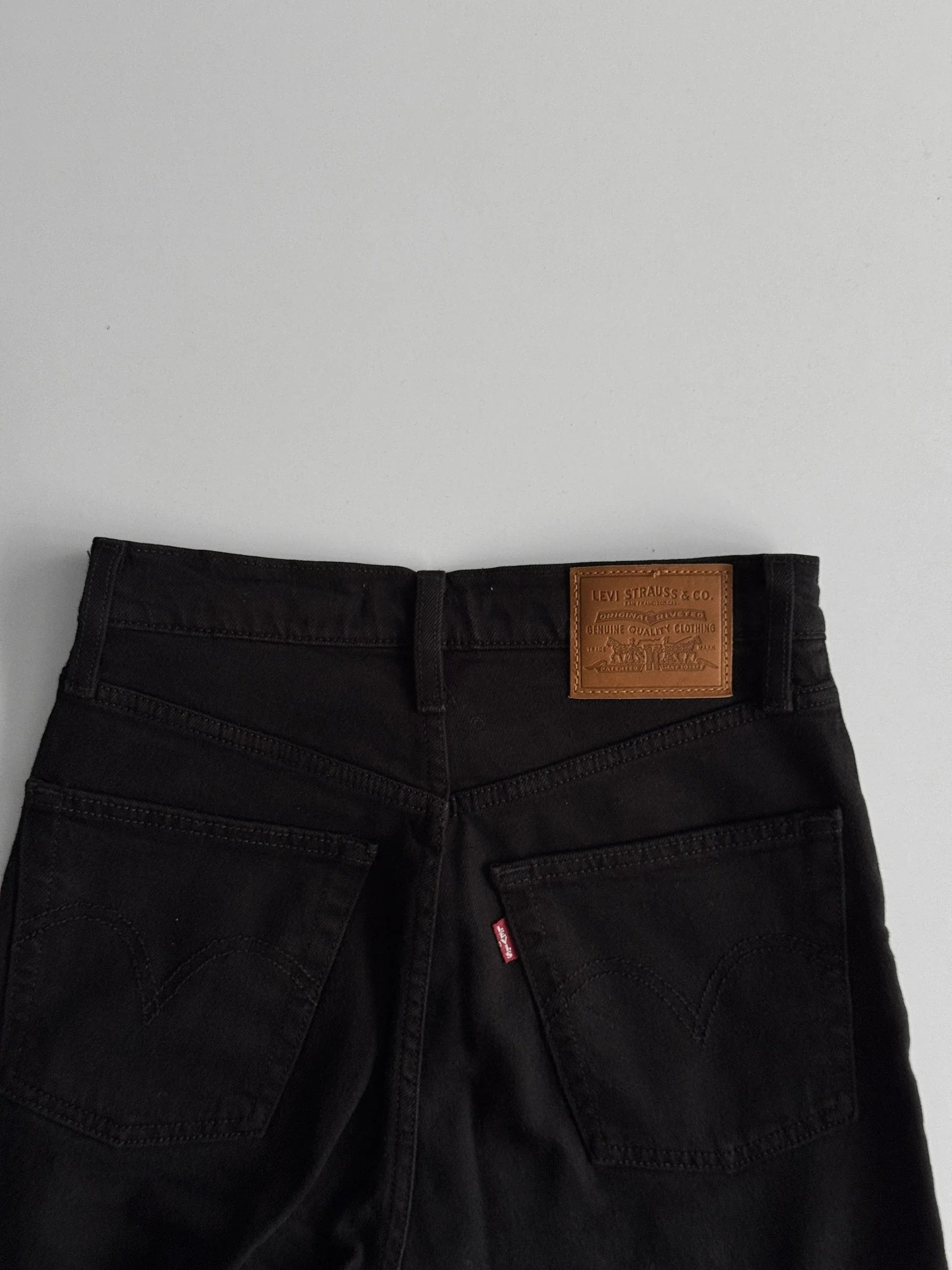 Levi’s Ribcage Straight Fit Trousers