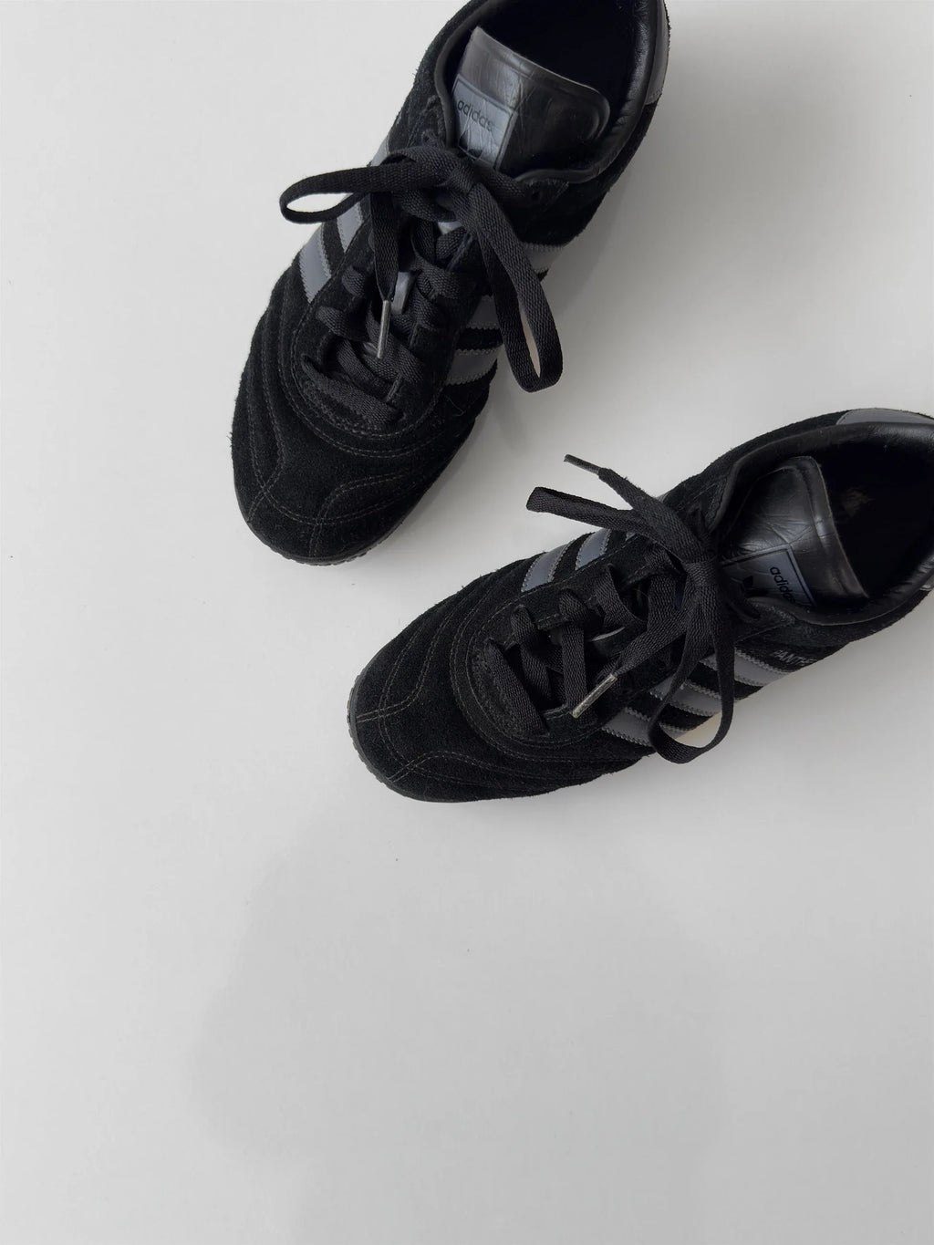 Adidas Panther Sneakers