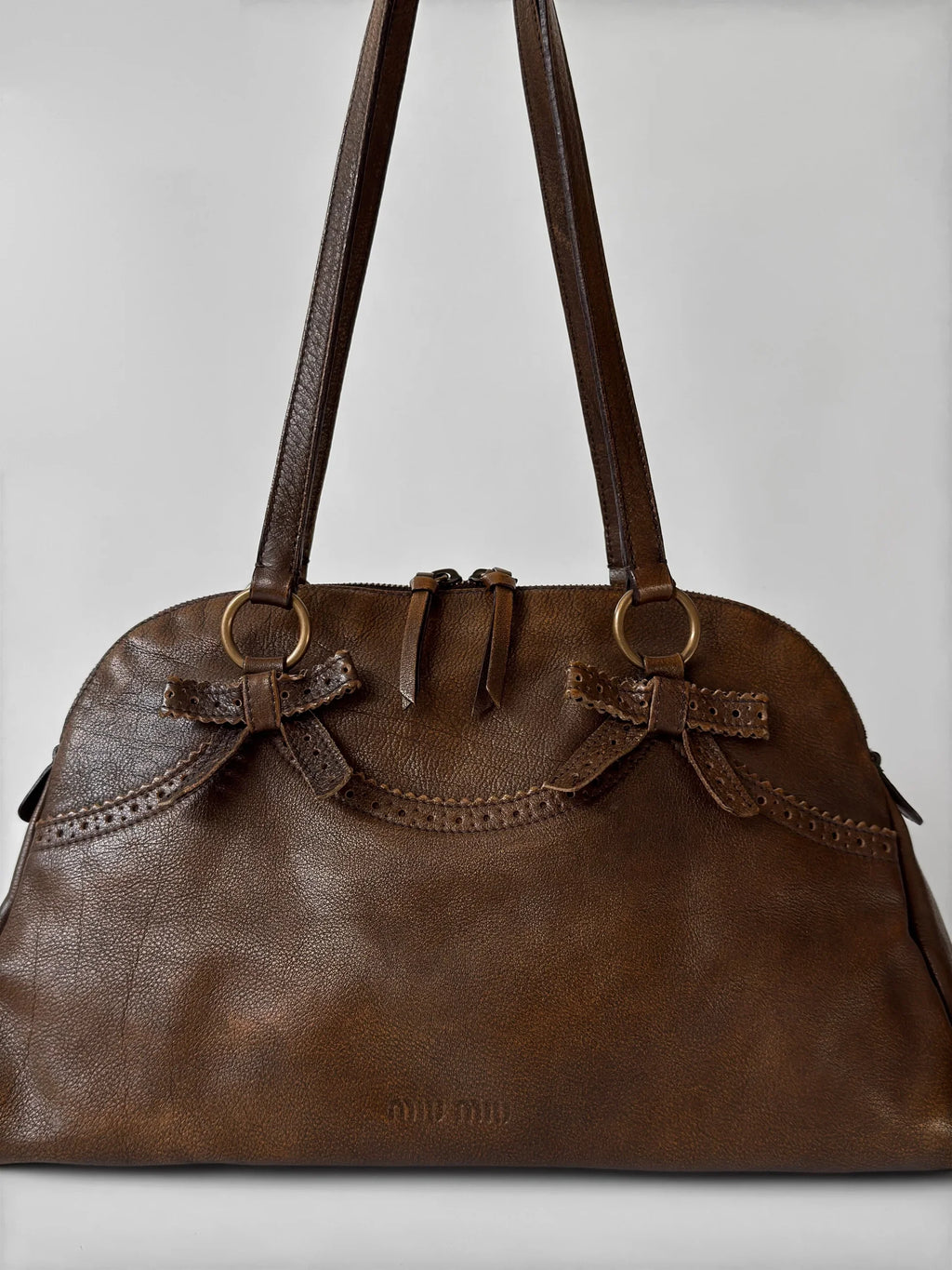 Miu Miu Bow-Detailed Distressed Leather Bag