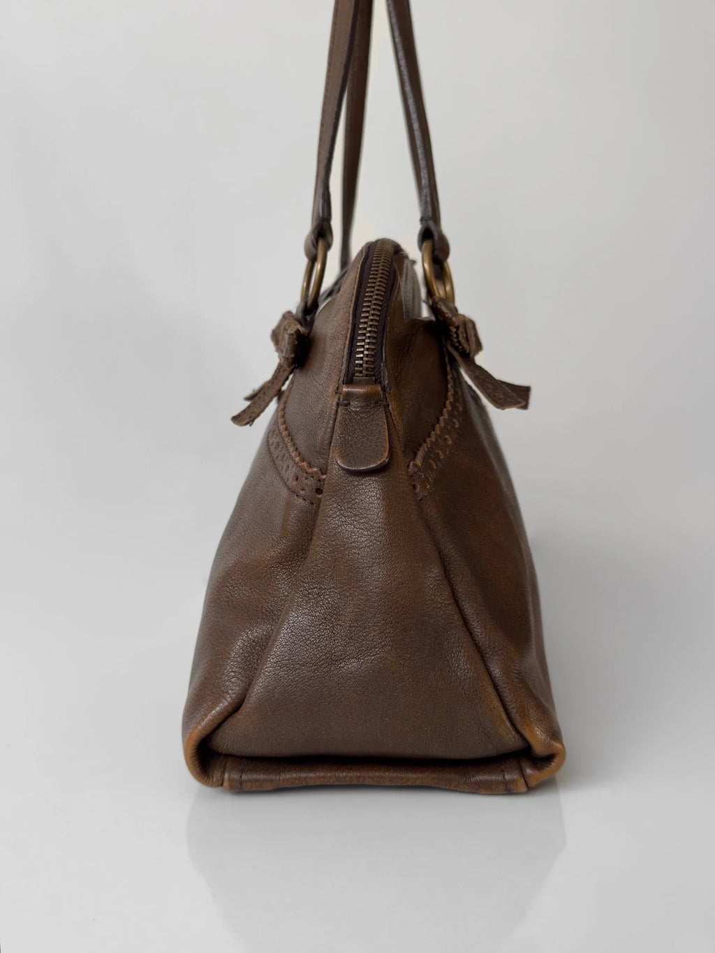 Miu Miu Bow-Detailed Distressed Leather Bag