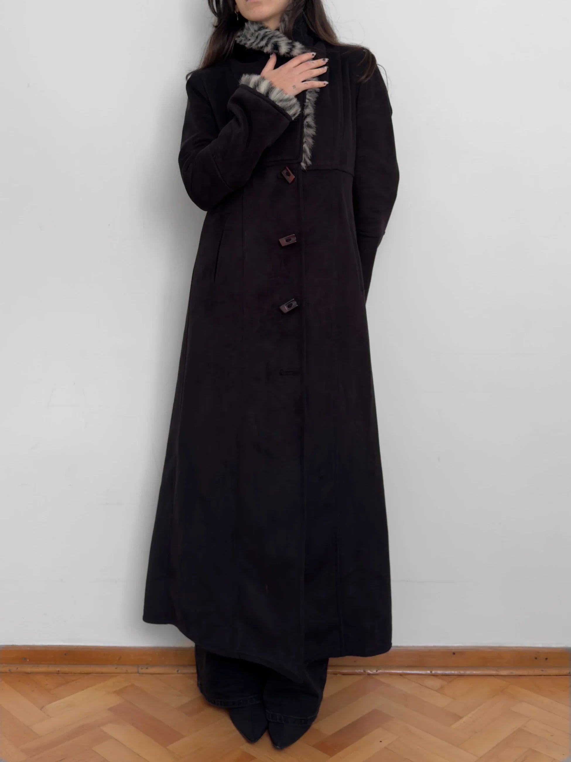 Collar-Detailed Suede Coat
