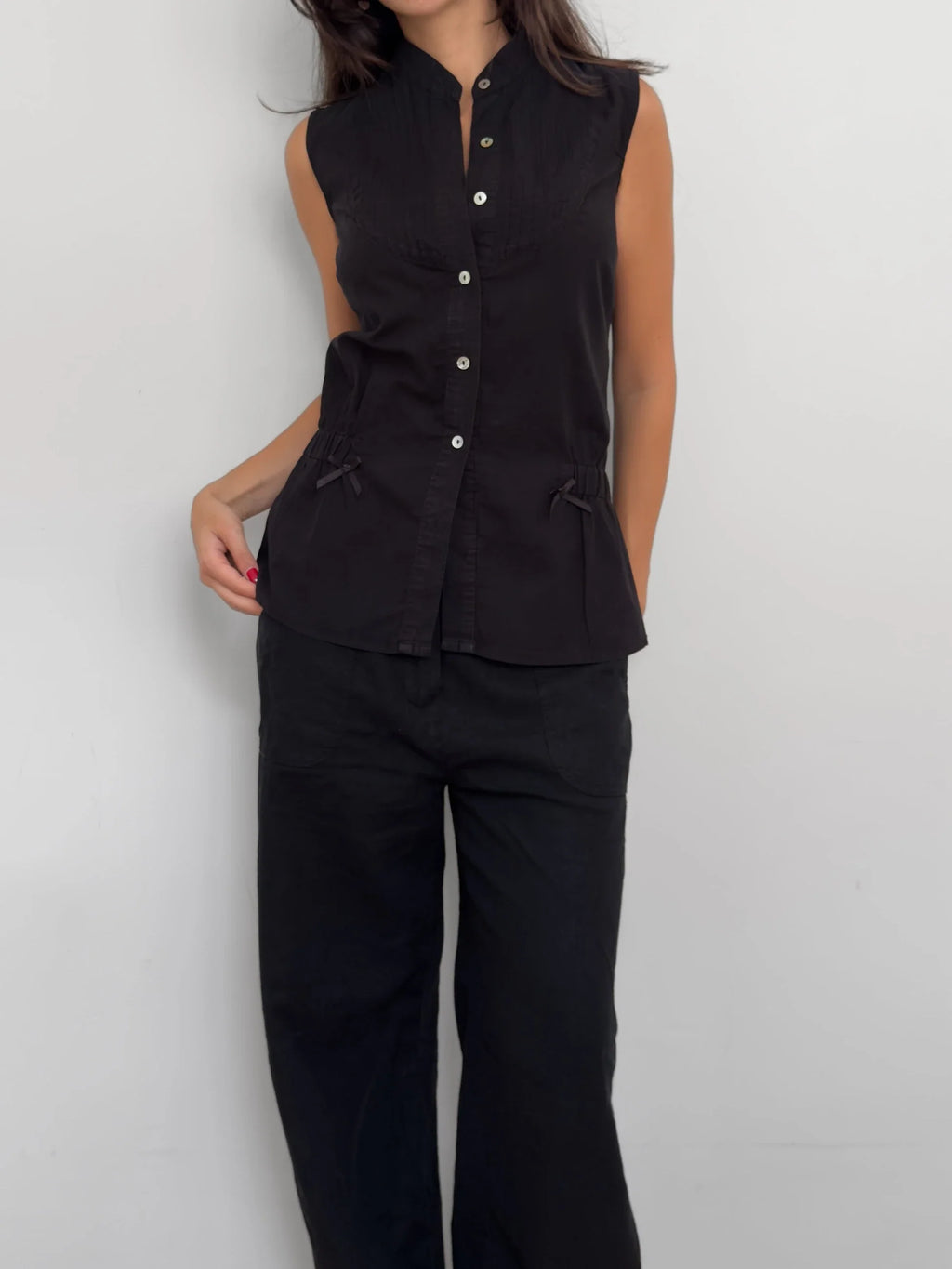 Sleeveless Black Shirt