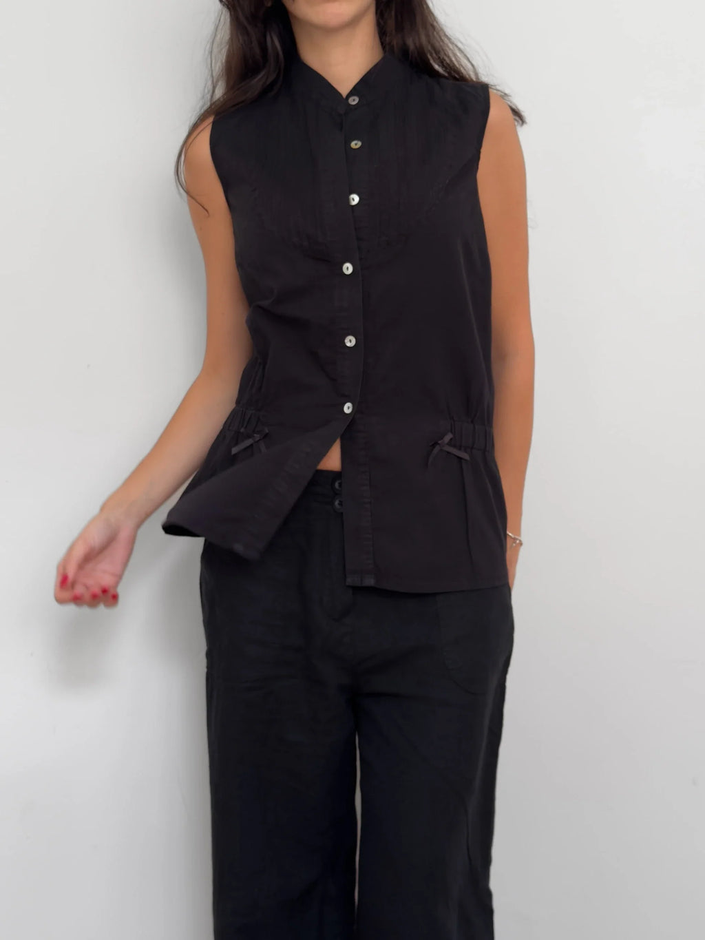 Sleeveless Black Shirt